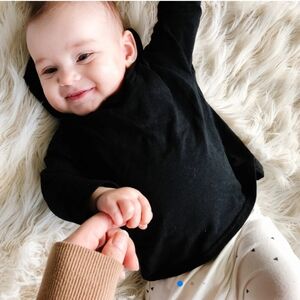 small shop bamboo blend black long sleeve hoodie 6-12 months baby unisex